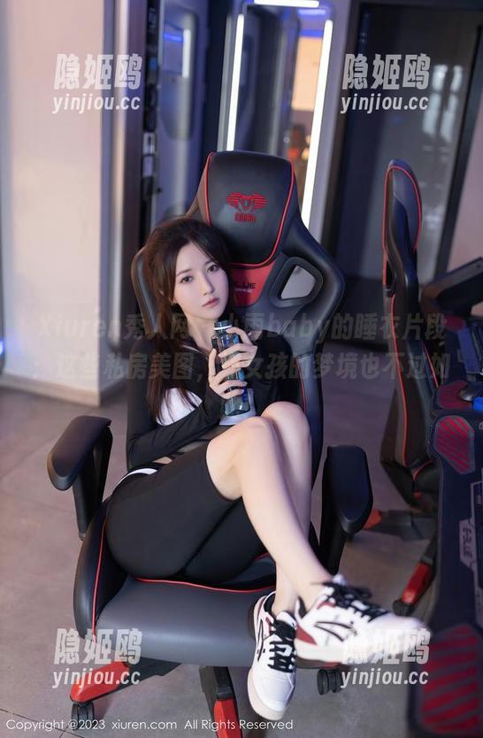 Xiuren秀人网 - 小雨baby的睡衣片段：这些私房美图，坏女孩的梦境也不过如此！