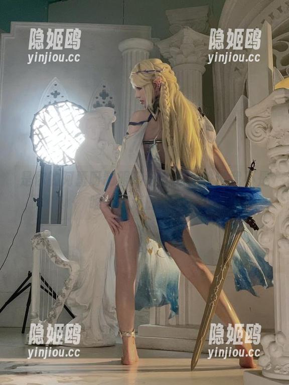 是你的阿薰呀制服高清作品，难道我不是唯一流连的一个？
