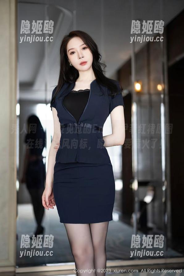 秀人网 - 你没见过的Emily尹菲红裙原图，在线潮流风向标，眼睛都要喷火了！
