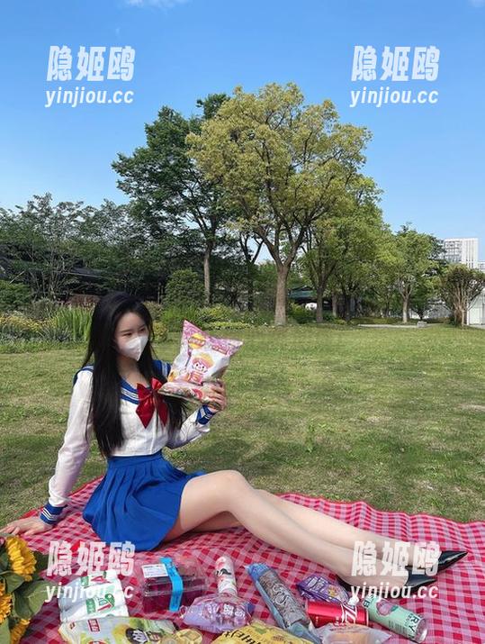 微密圈 - 近距离jiojio更新，看看软妹小九九如何让你心跳加速！