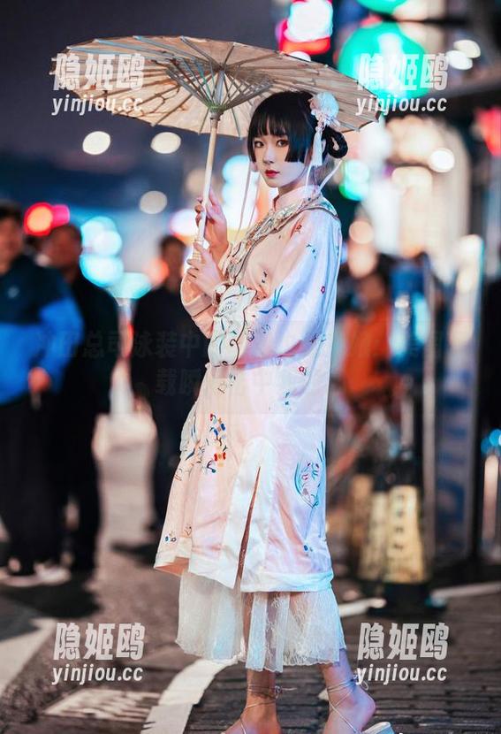 冲田总司泳装中的阿包也是兔娘：美图下载瞬间击中我的心